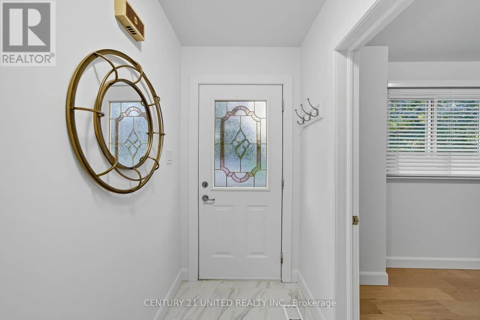 5 FERNDALE AVENUE