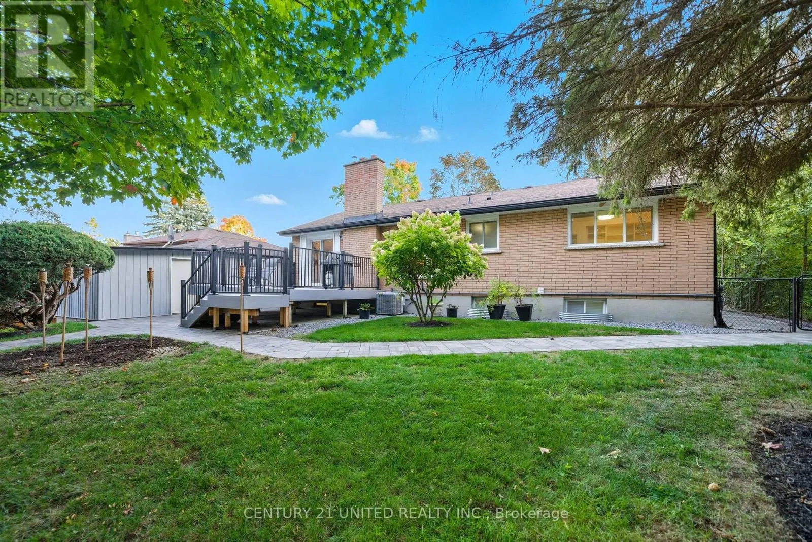 5 FERNDALE AVENUE