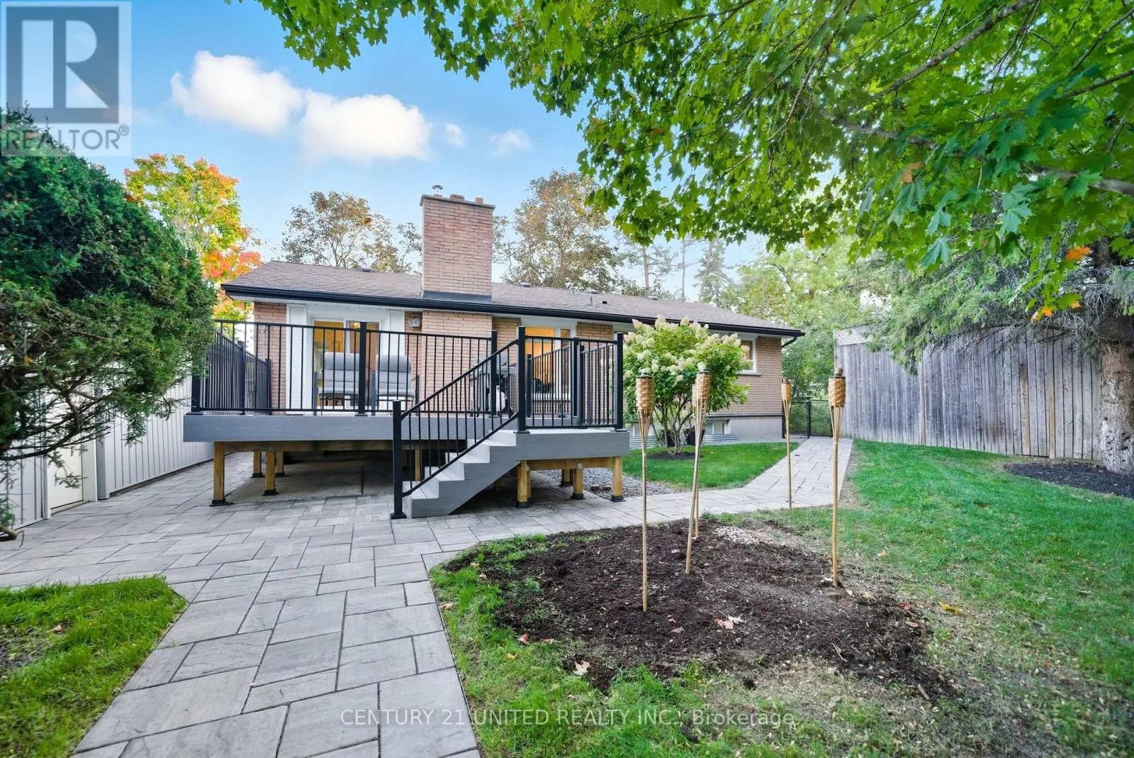 5 FERNDALE AVENUE