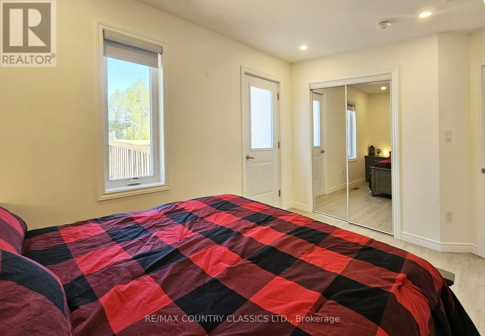 237 GRUNWALD ROAD