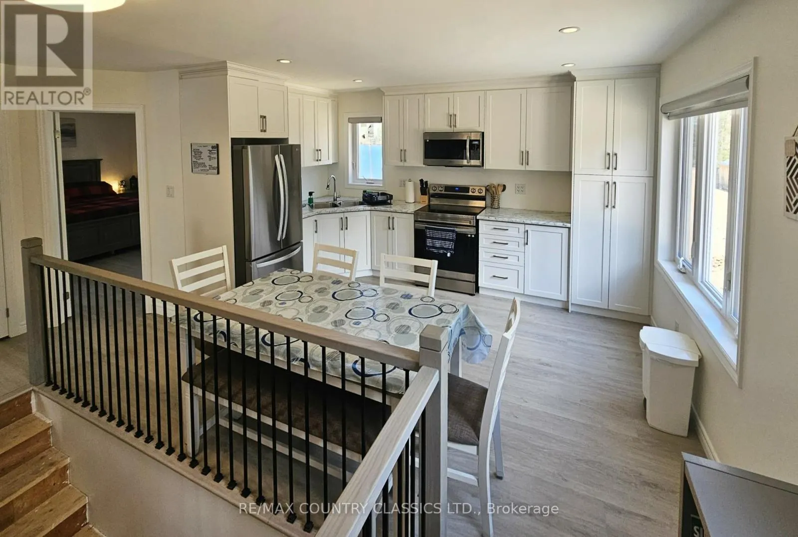 237 GRUNWALD ROAD