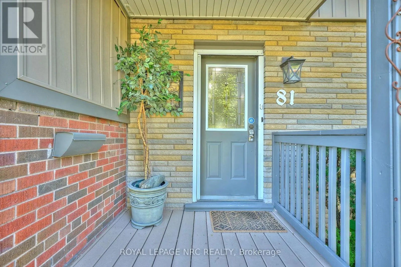 81 RIVERVIEW BOULEVARD