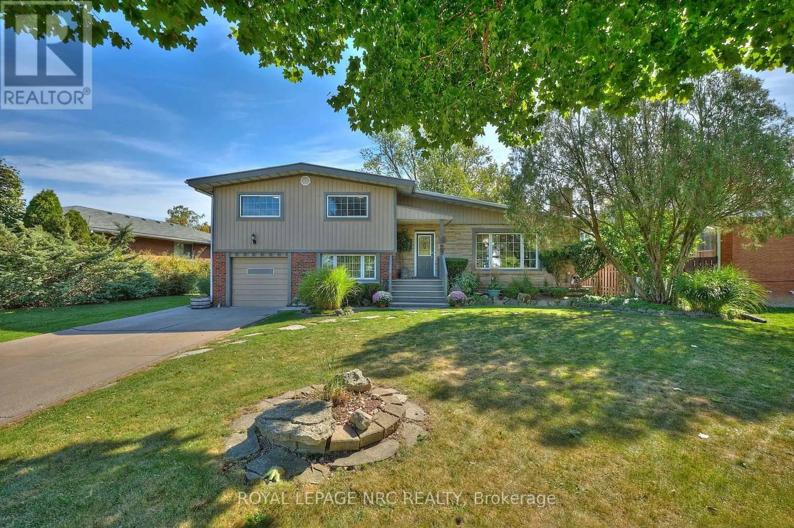 81 RIVERVIEW BOULEVARD