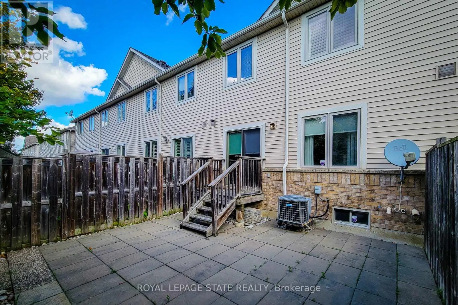 32 - 222 FALL FAIR WAY