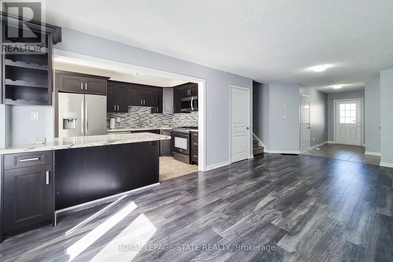32 - 222 FALL FAIR WAY