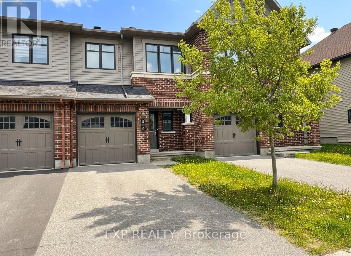 213 HALYARD WAY