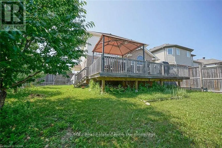 39 MCARTHUR DRIVE