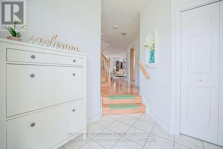 39 MCARTHUR DRIVE