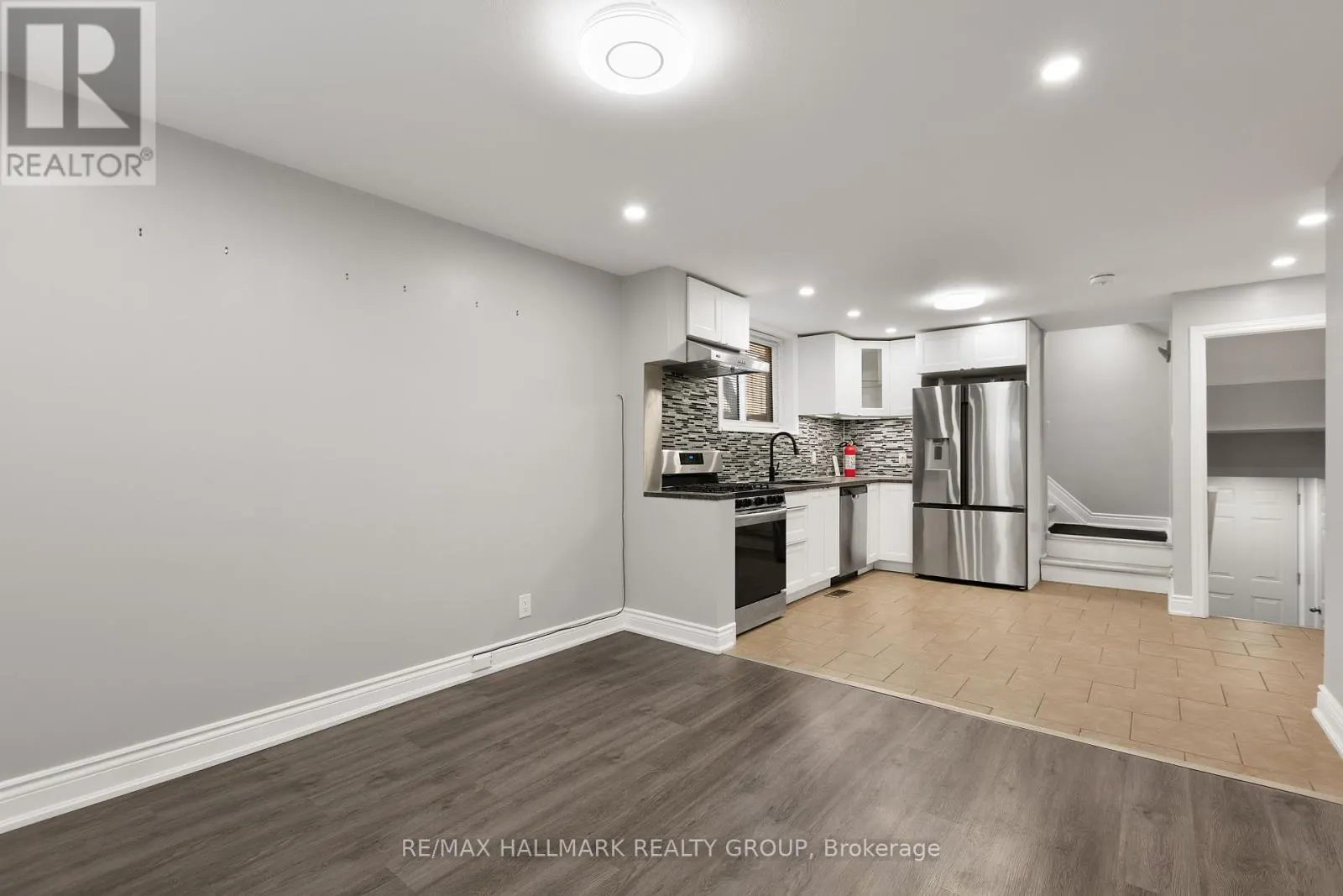 UNIT B - 1135 MAITLAND AVENUE