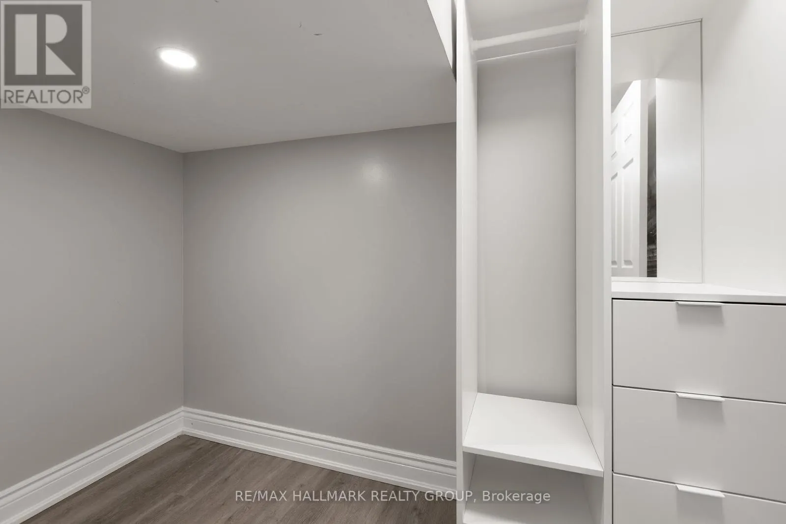 UNIT B - 1135 MAITLAND AVENUE