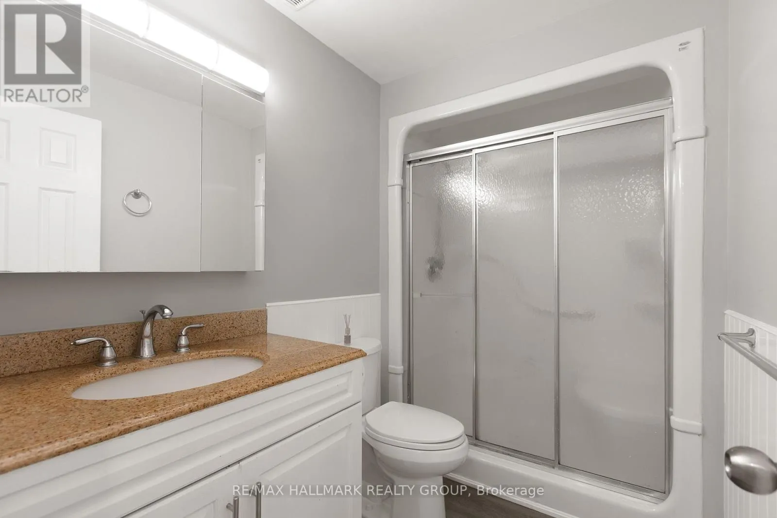 UNIT B - 1135 MAITLAND AVENUE