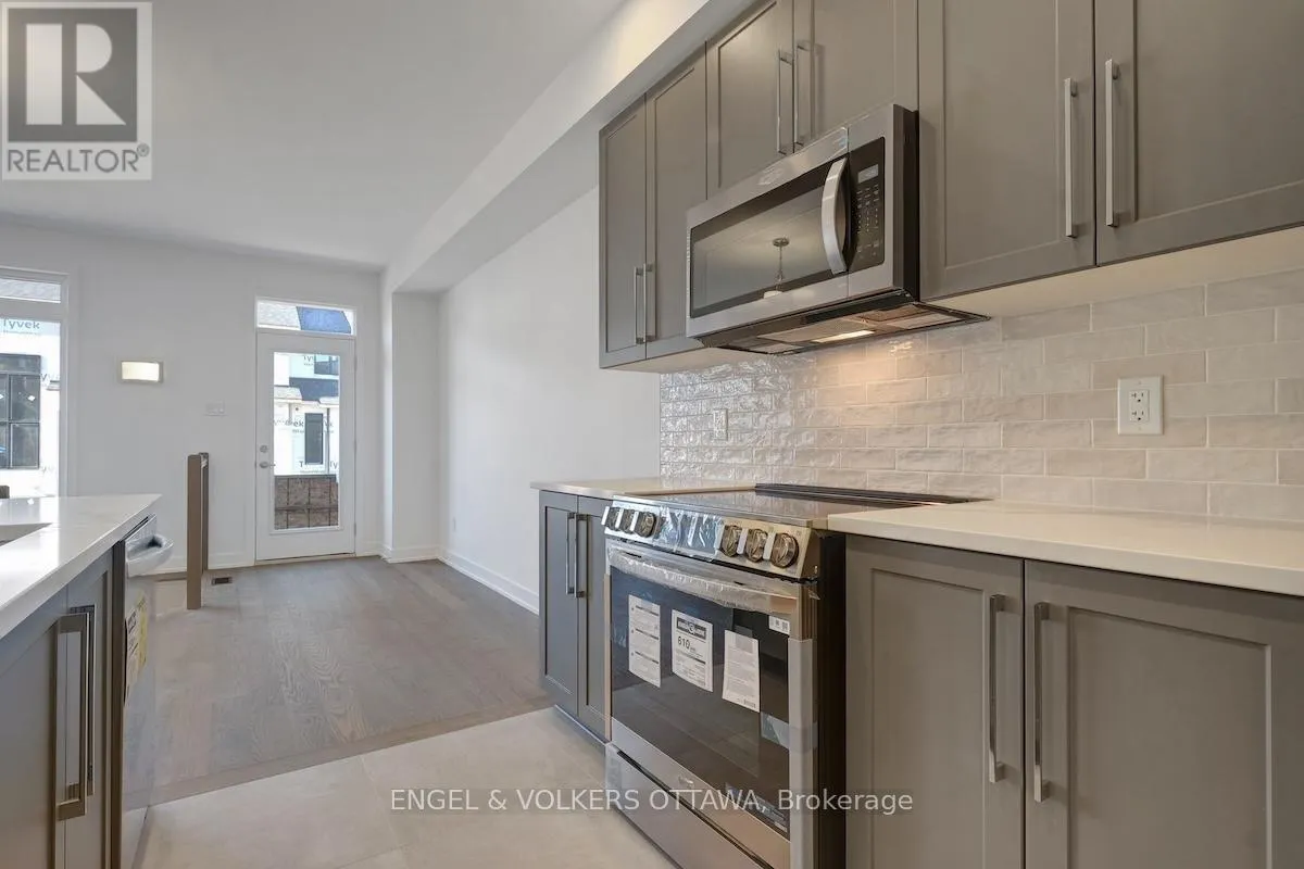 95 SAN FELICE CIRCLE