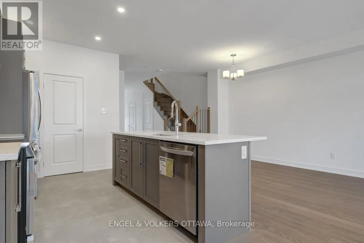 95 SAN FELICE CIRCLE