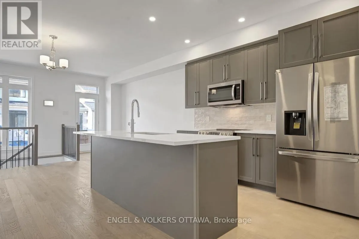 95 SAN FELICE CIRCLE
