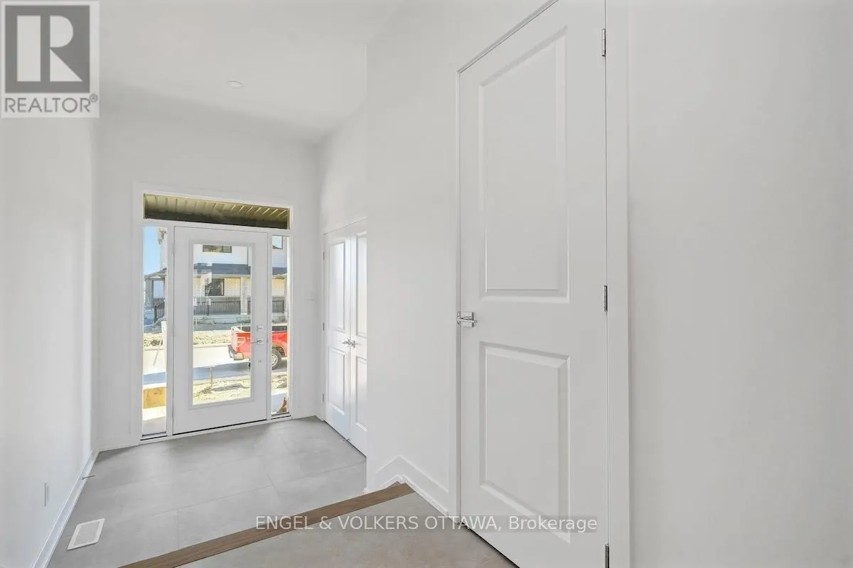 95 SAN FELICE CIRCLE