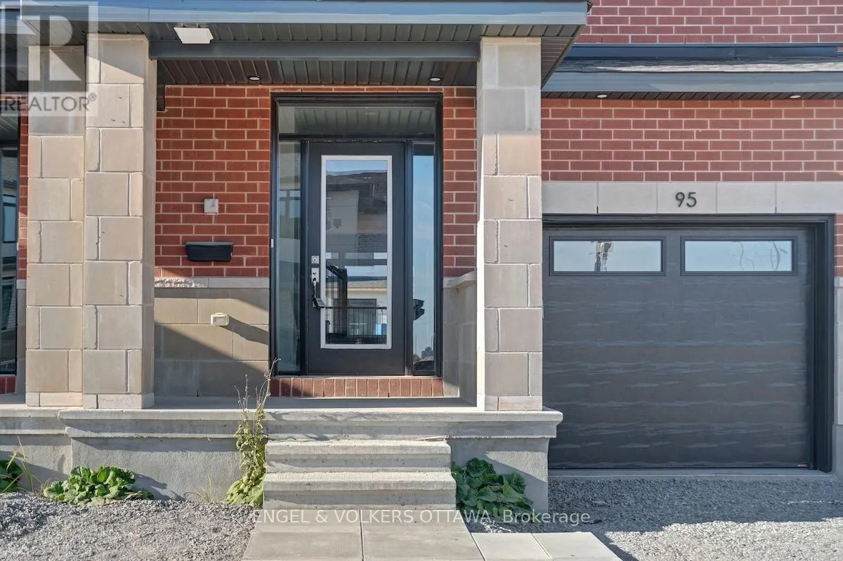 95 SAN FELICE CIRCLE