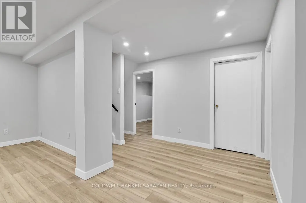 54 GREENBORO CRESCENT