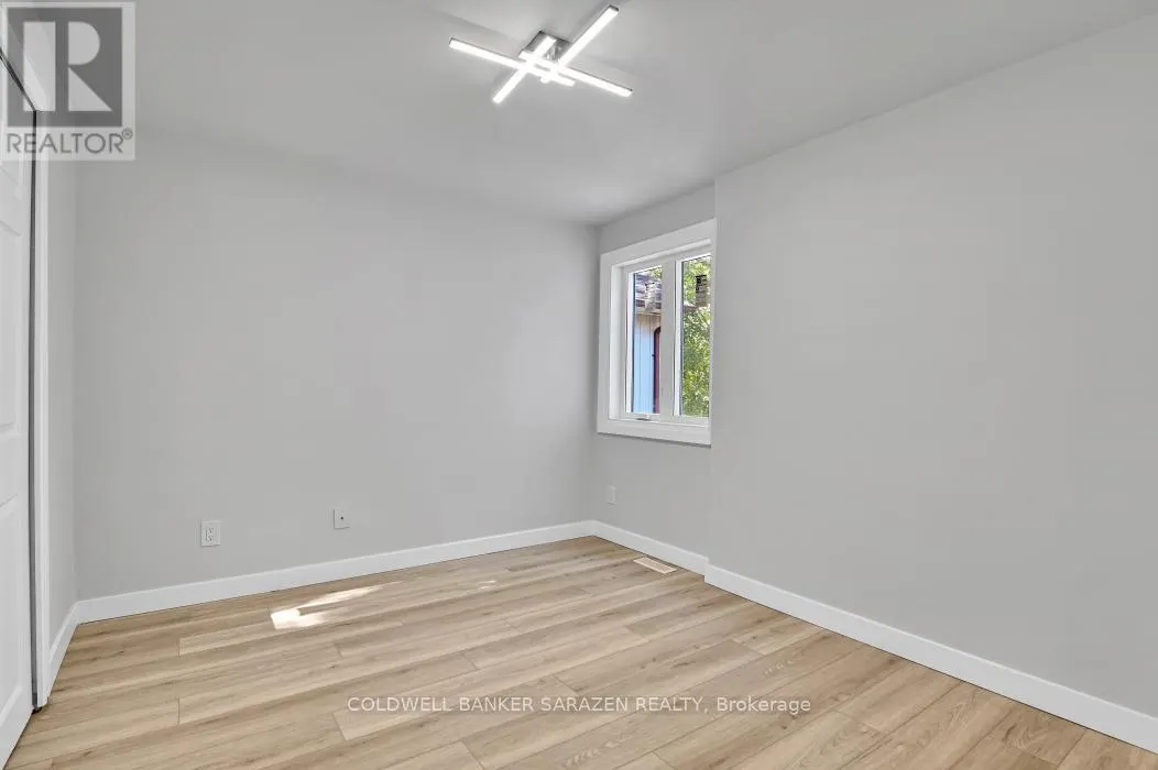 54 GREENBORO CRESCENT