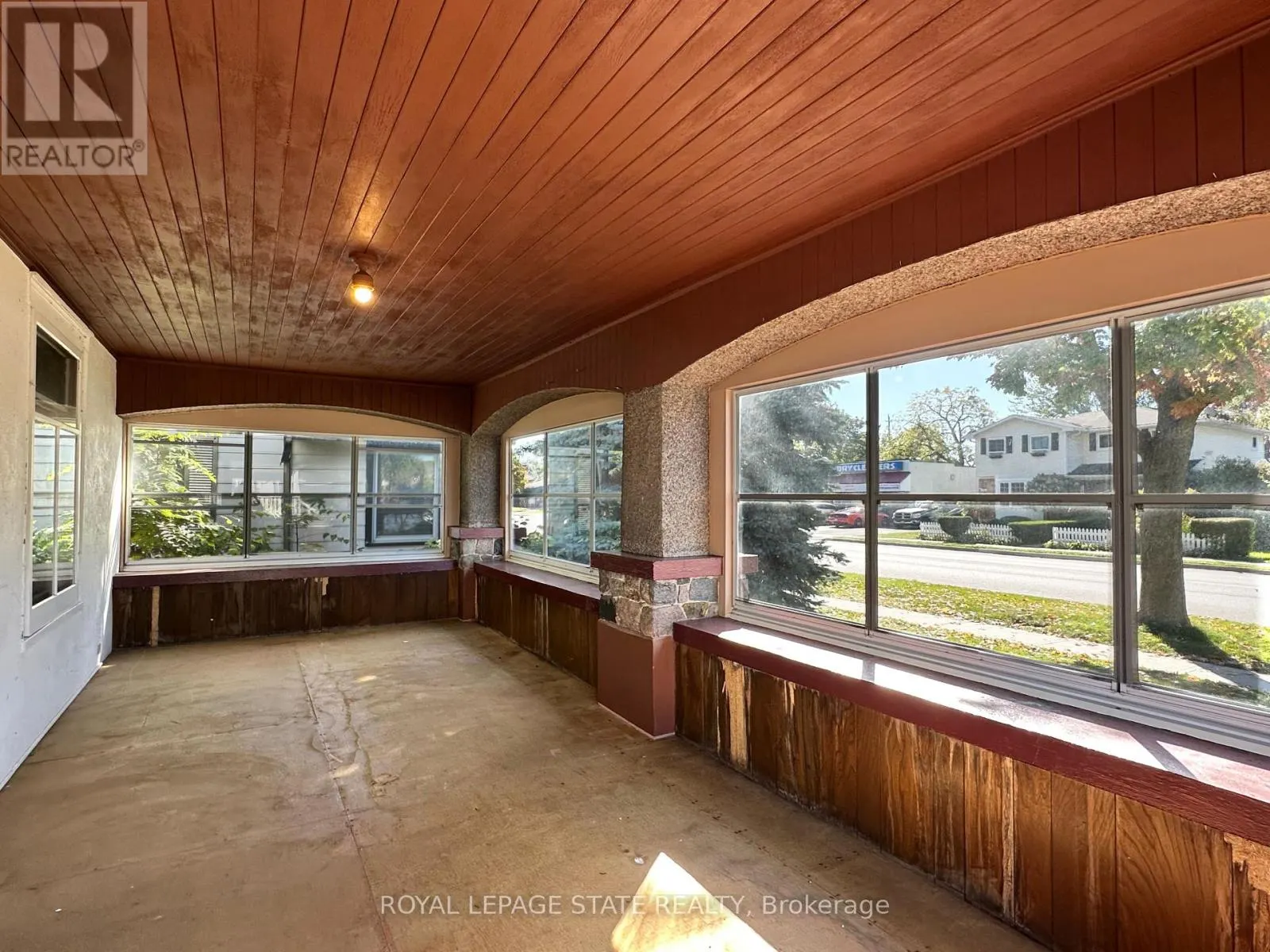 541 BROAD STREET E