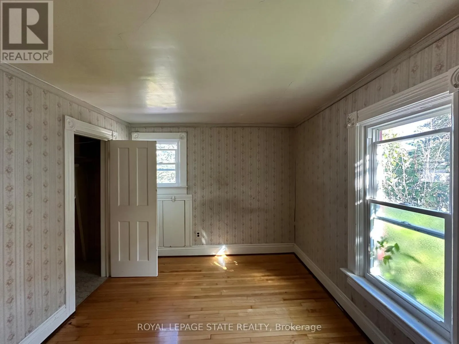 541 BROAD STREET E