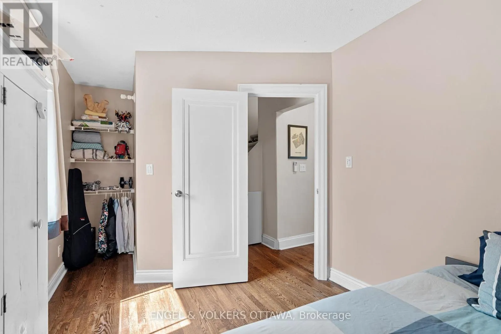 14 CAMERON AVENUE