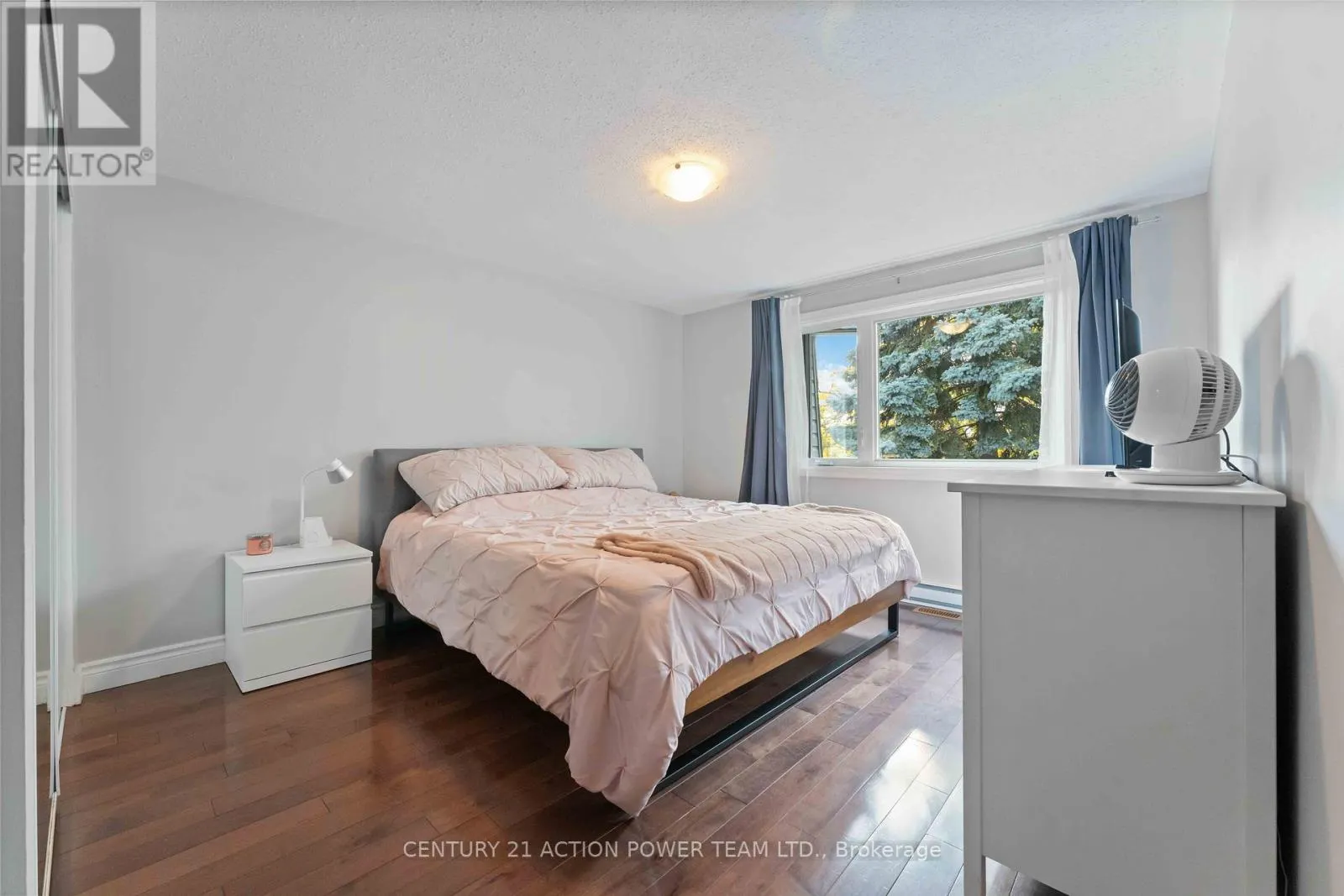 1361 MARIGOLD CRESCENT