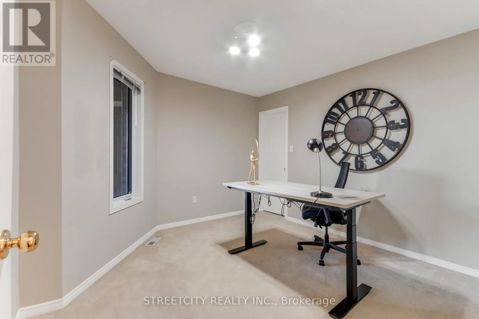34 - 861 SHELBORNE STREET, #34