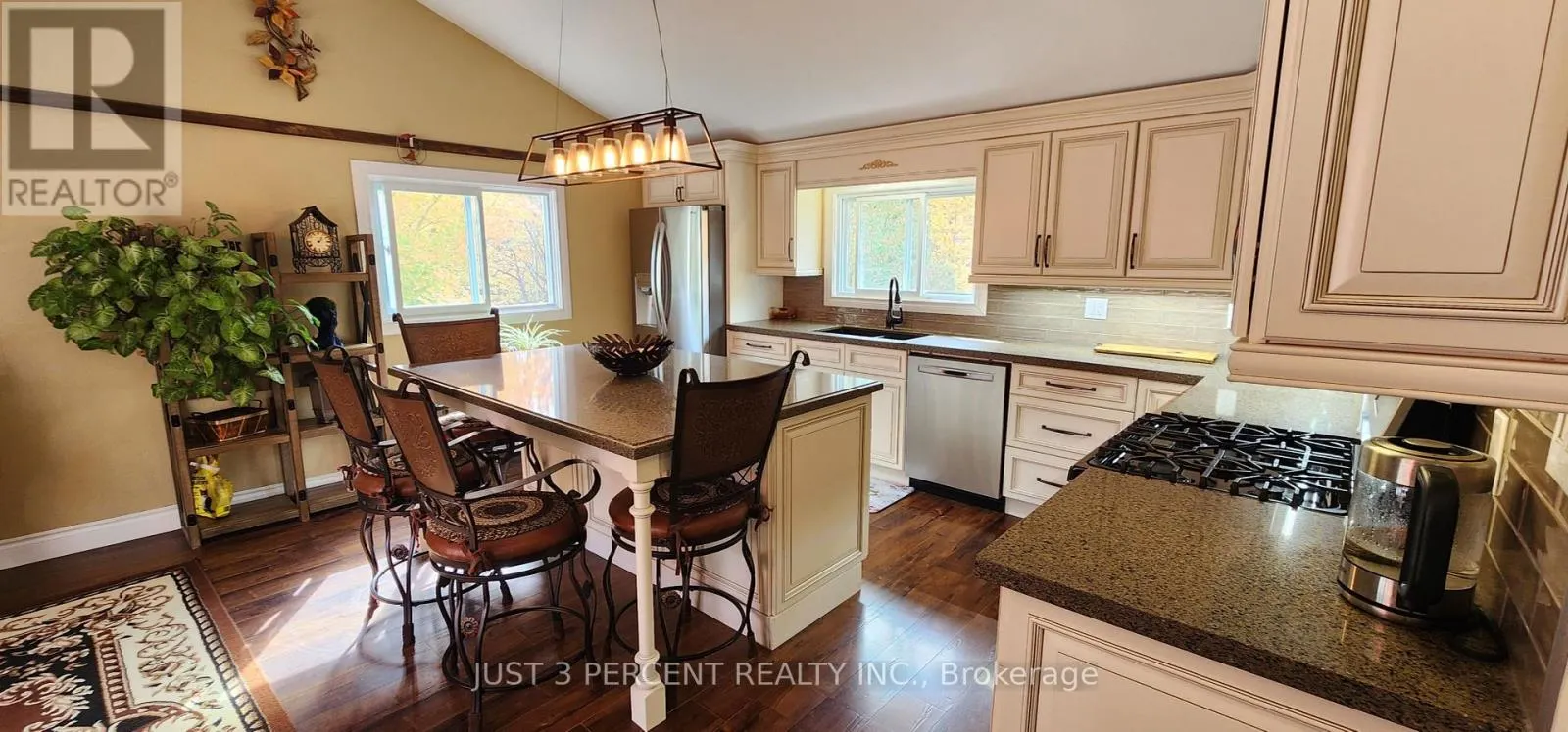 1492 COUNTY RD 620 ROAD