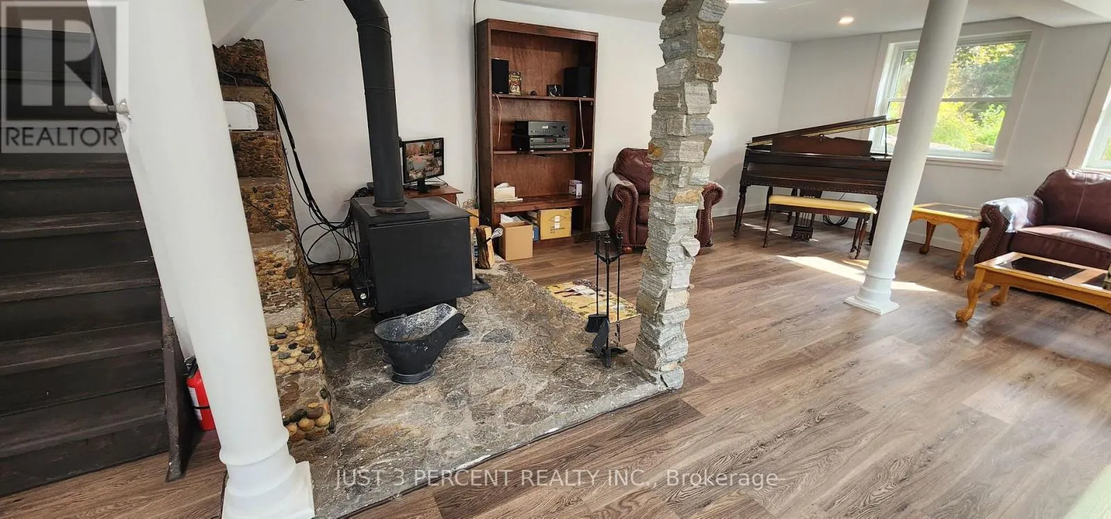 1492 COUNTY RD 620 ROAD