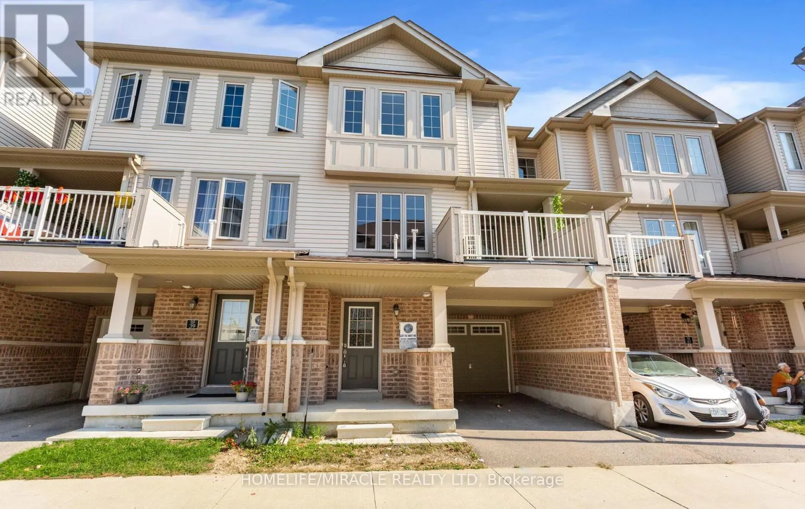 40 - 420 LINDEN DRIVE