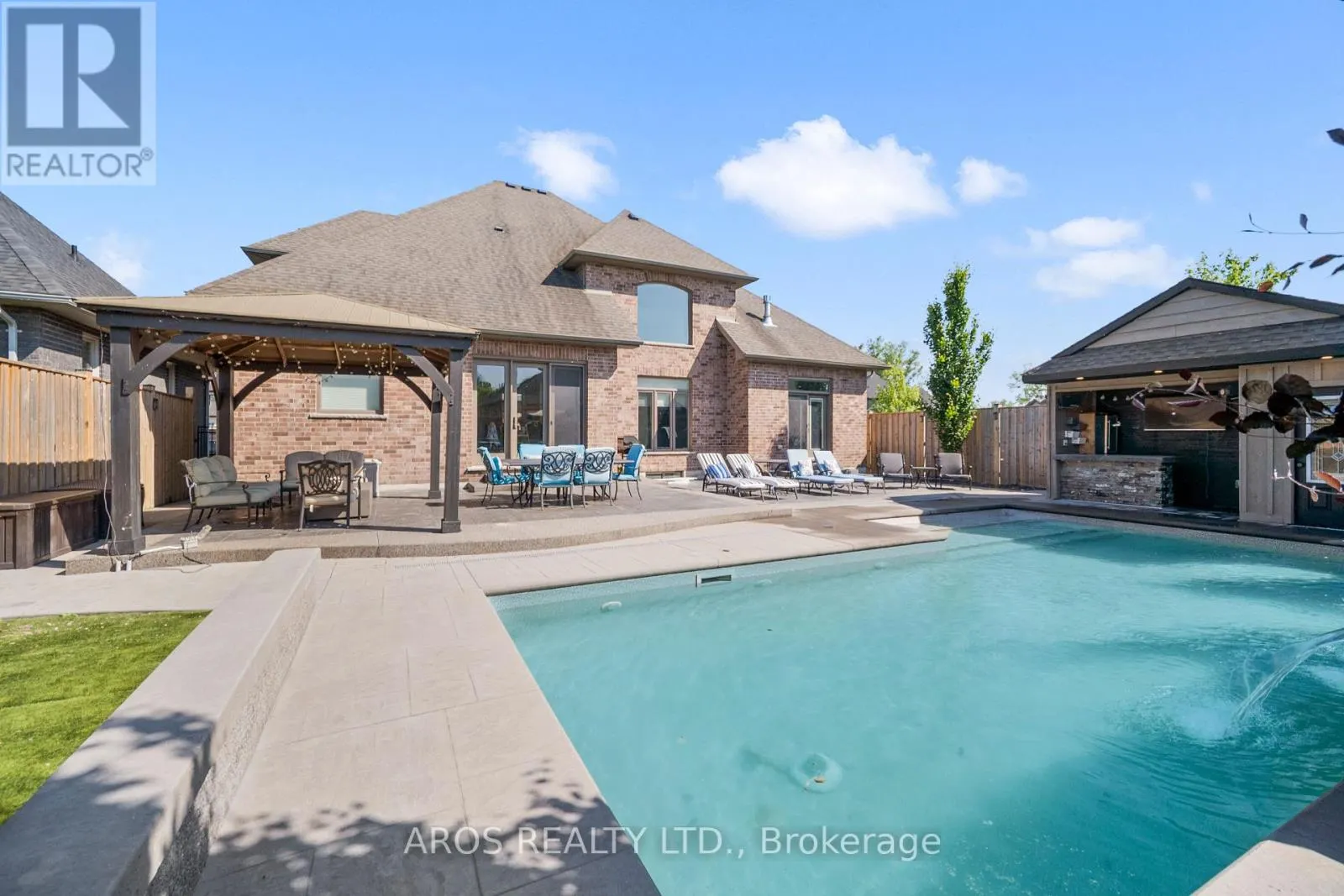 1 - 9861 GLENDON DRIVE, #1