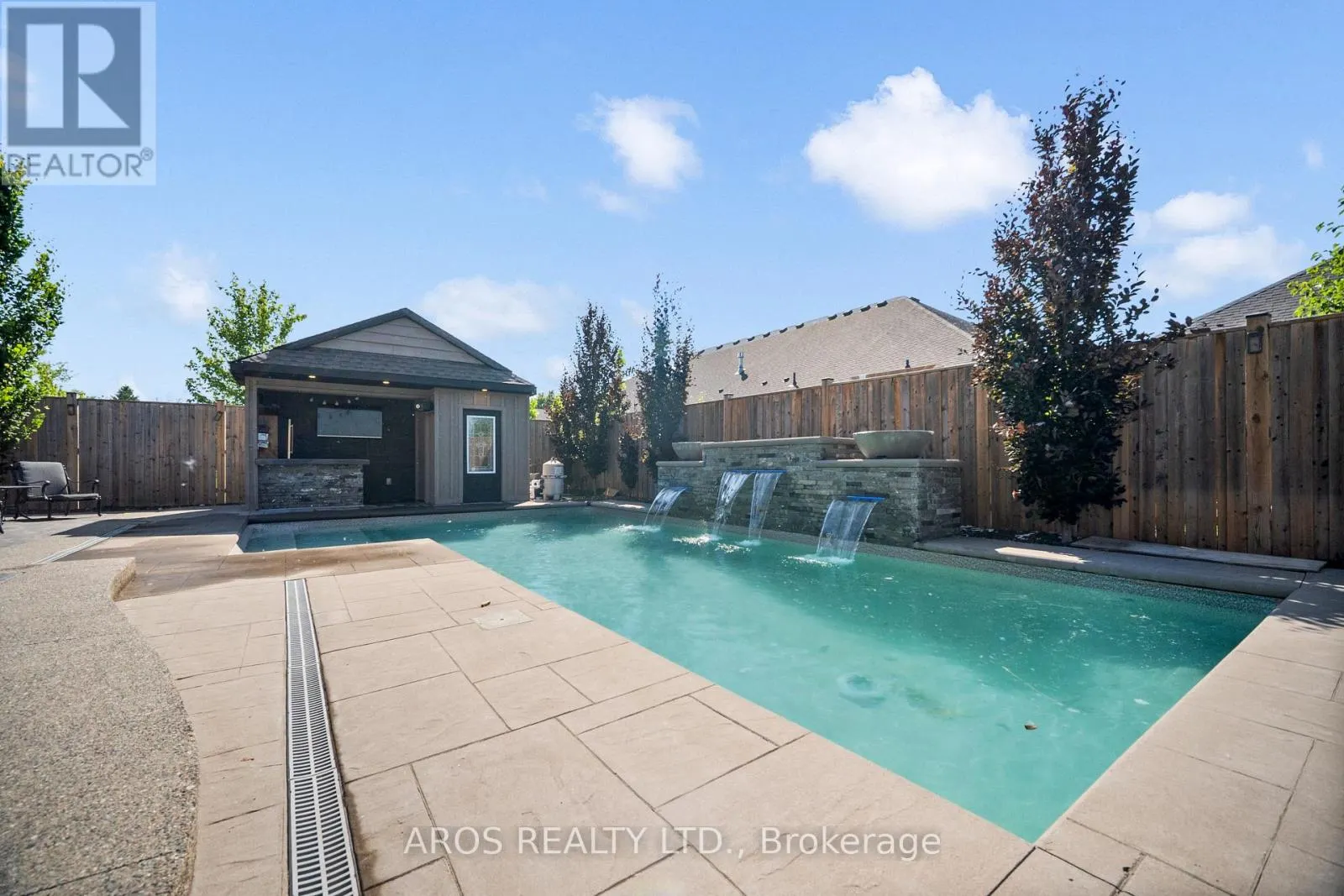 1 - 9861 GLENDON DRIVE, #1
