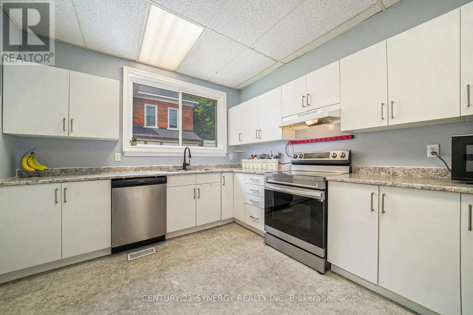 25 KENSINGTON AVENUE