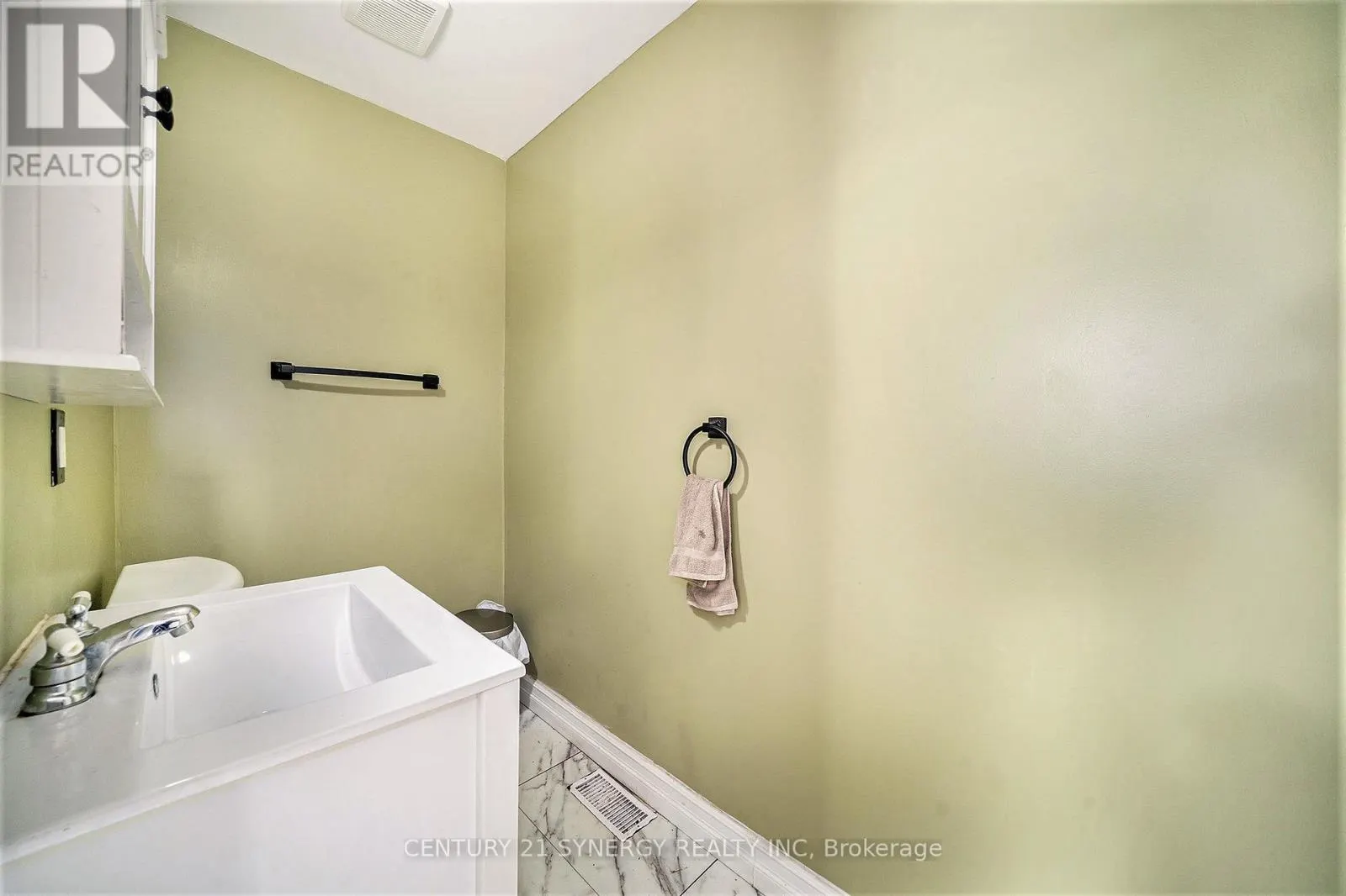 25 KENSINGTON AVENUE