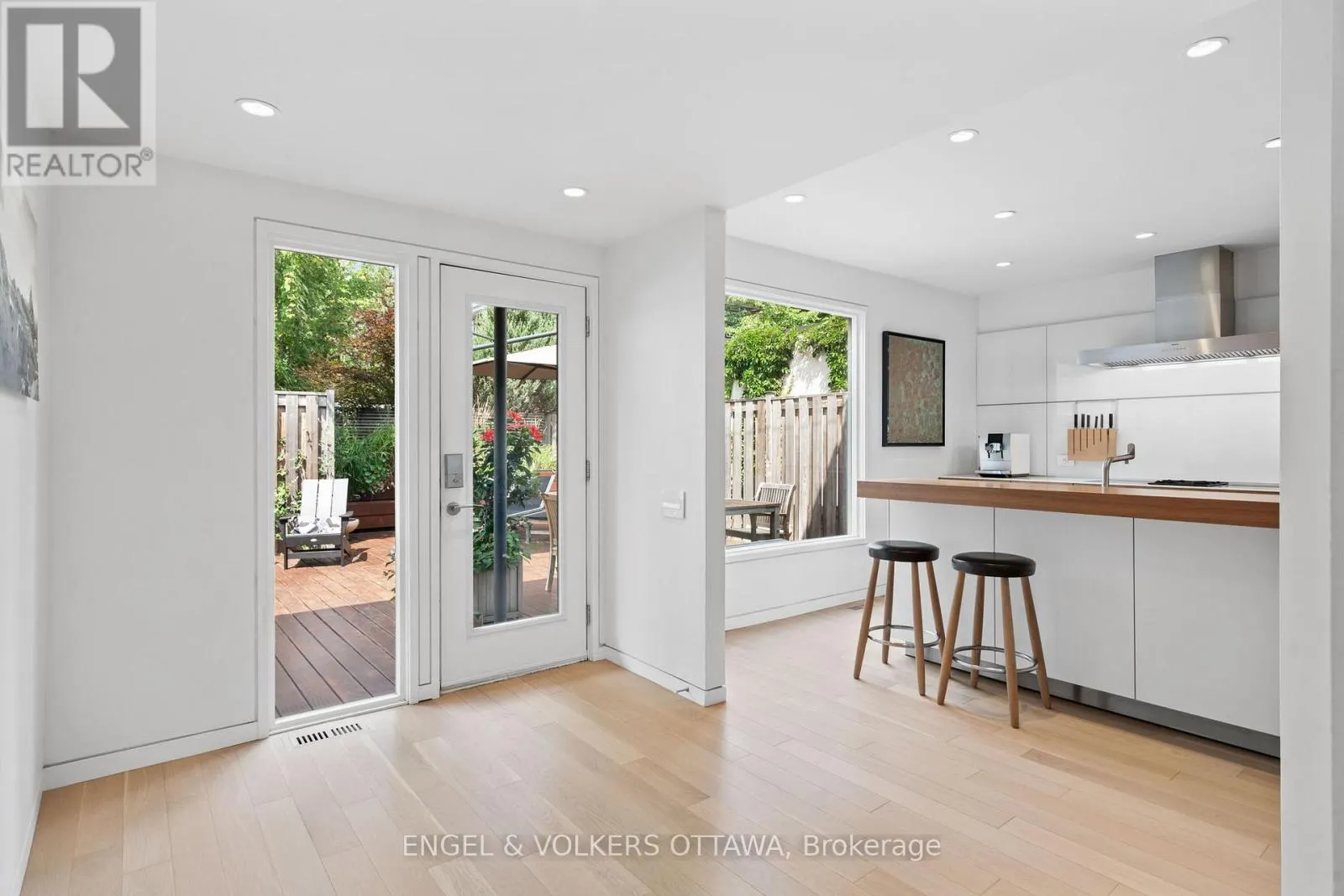 5 CLEMOW AVENUE