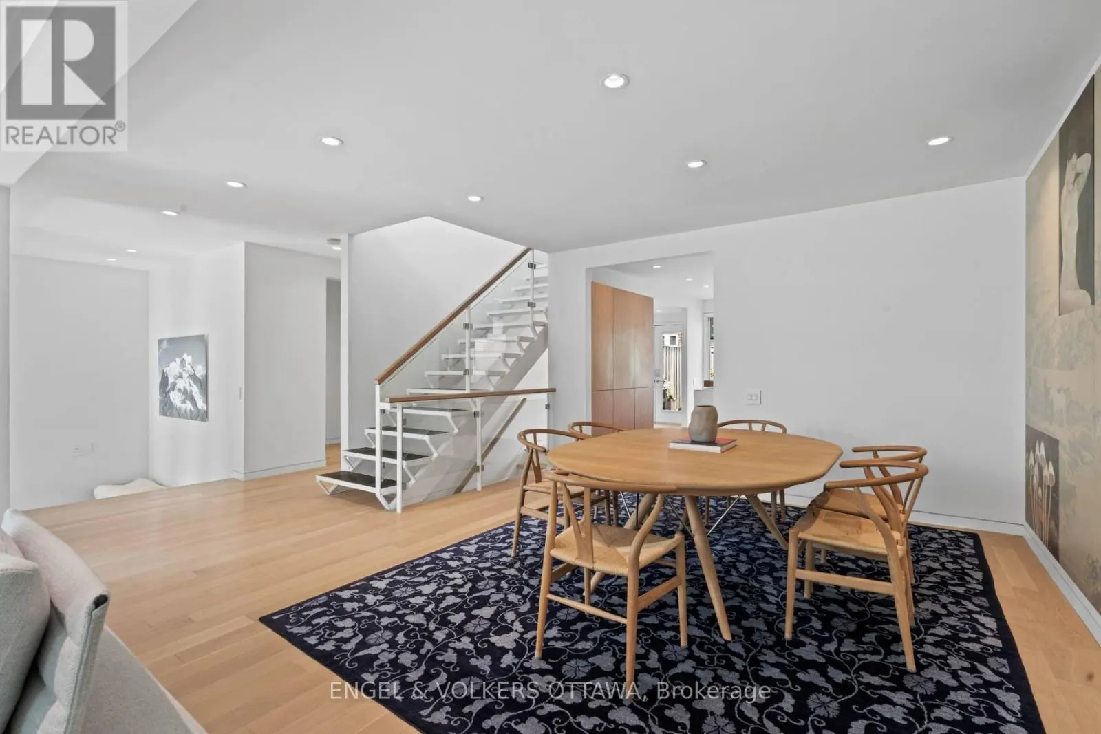 5 CLEMOW AVENUE