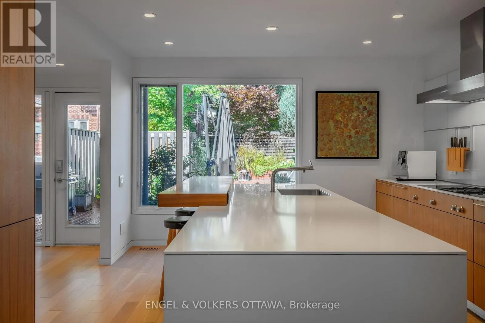 5 CLEMOW AVENUE