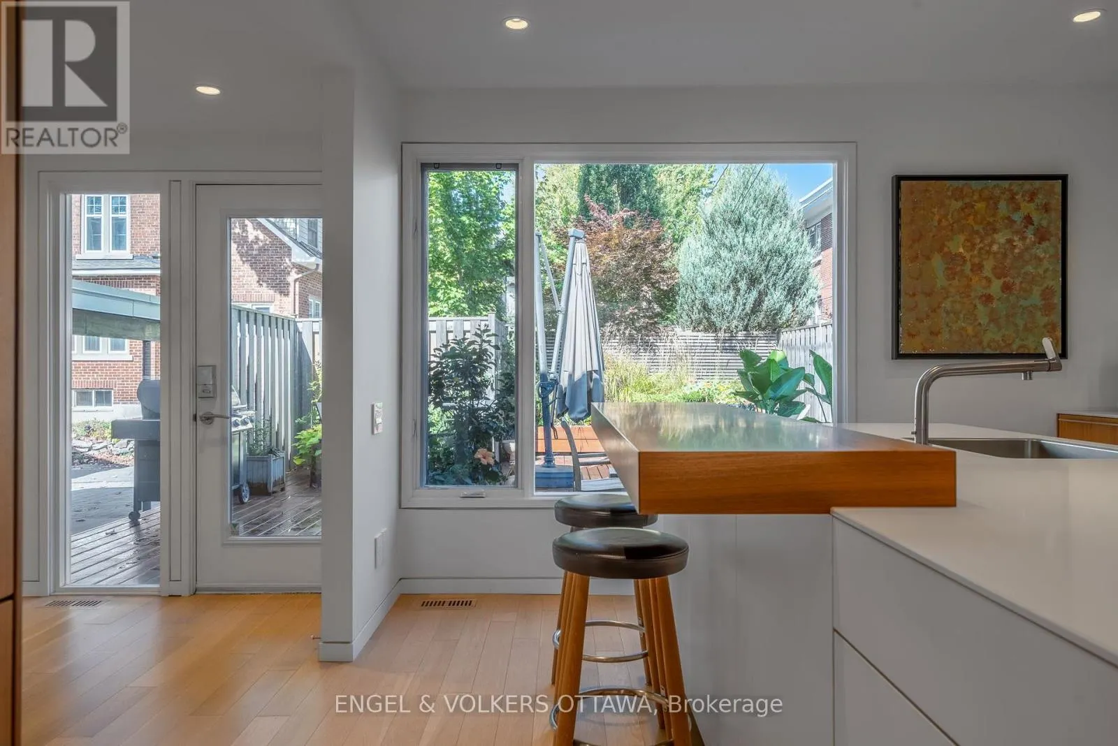 5 CLEMOW AVENUE