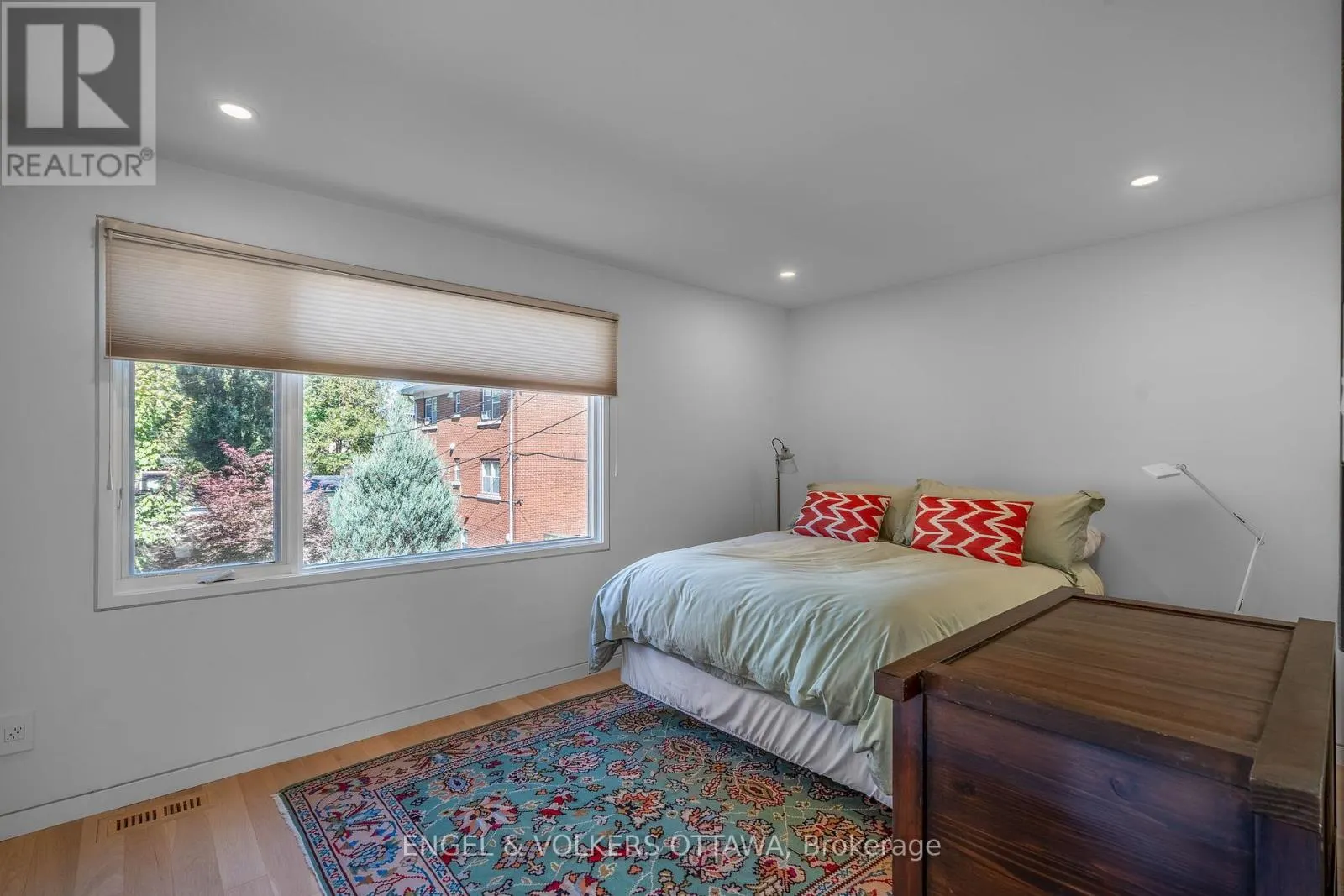 5 CLEMOW AVENUE