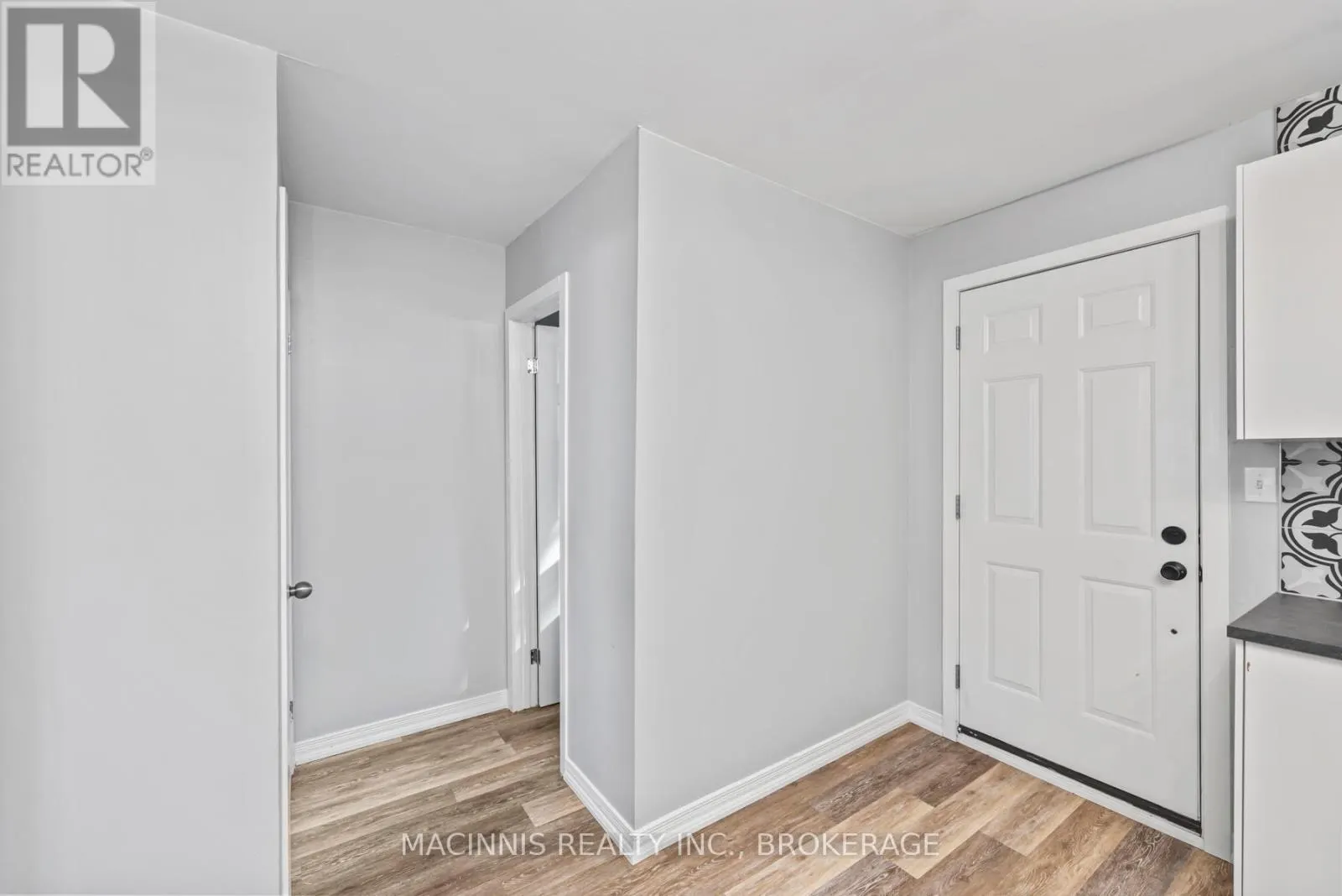 41 - 76 ROSEMUND CRESCENT, #41