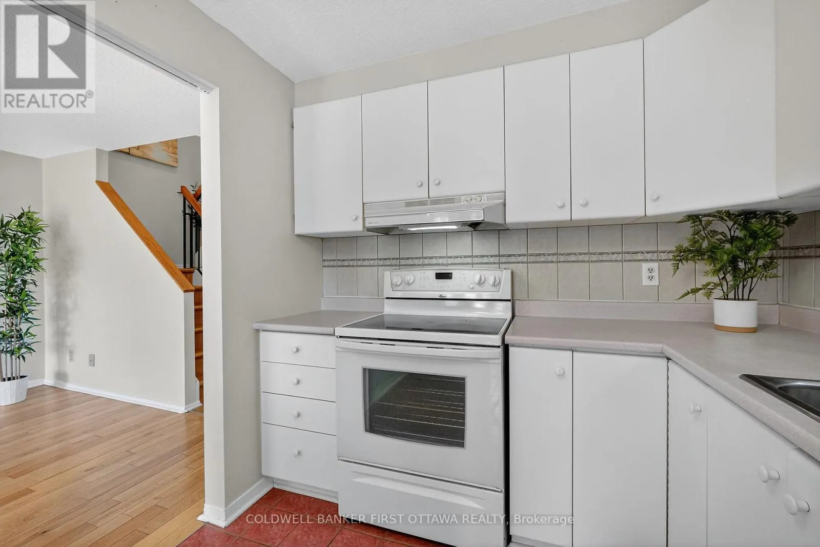 1242 - 1242 LASSITER TERRACE W