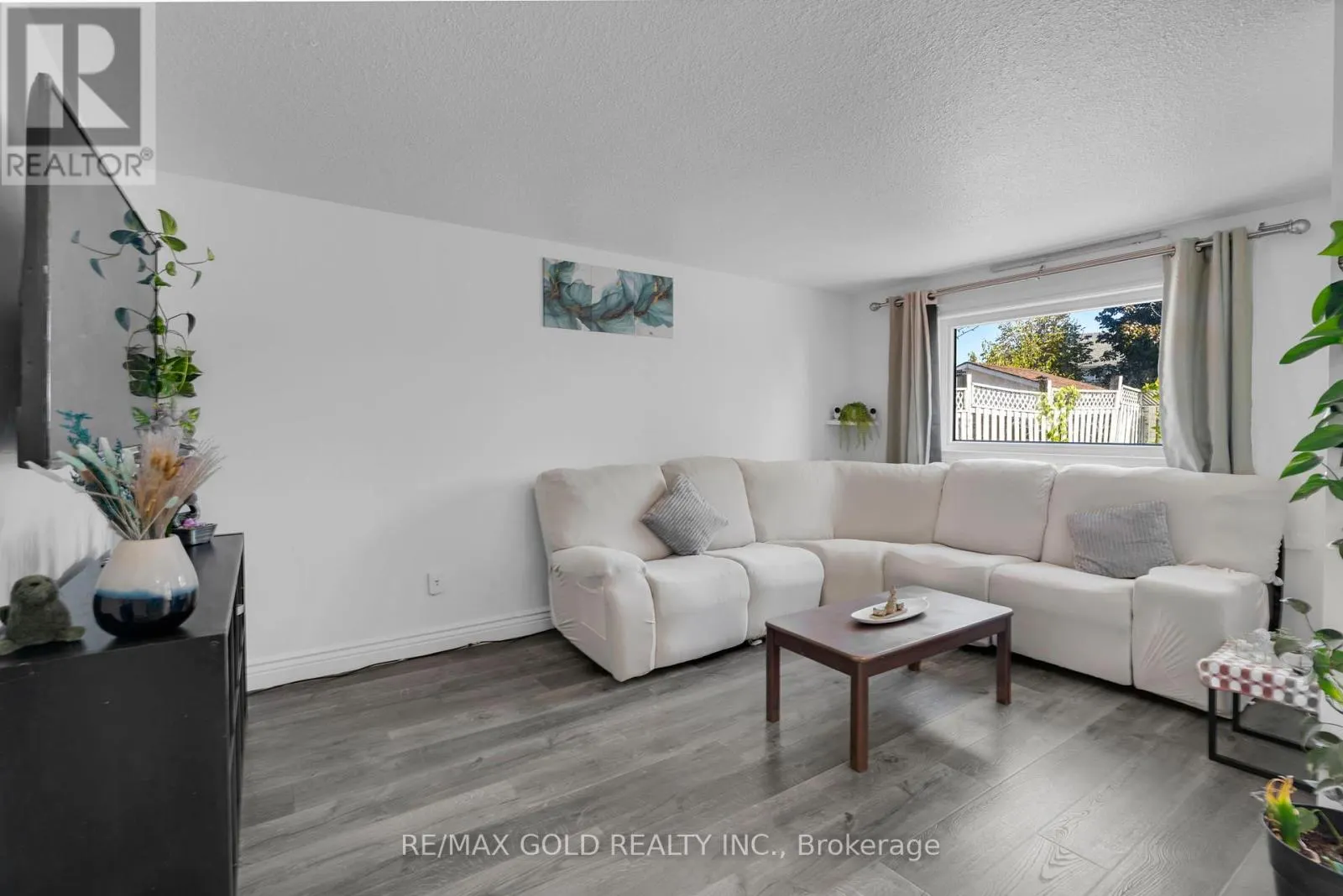 46 ACTIVA AVENUE