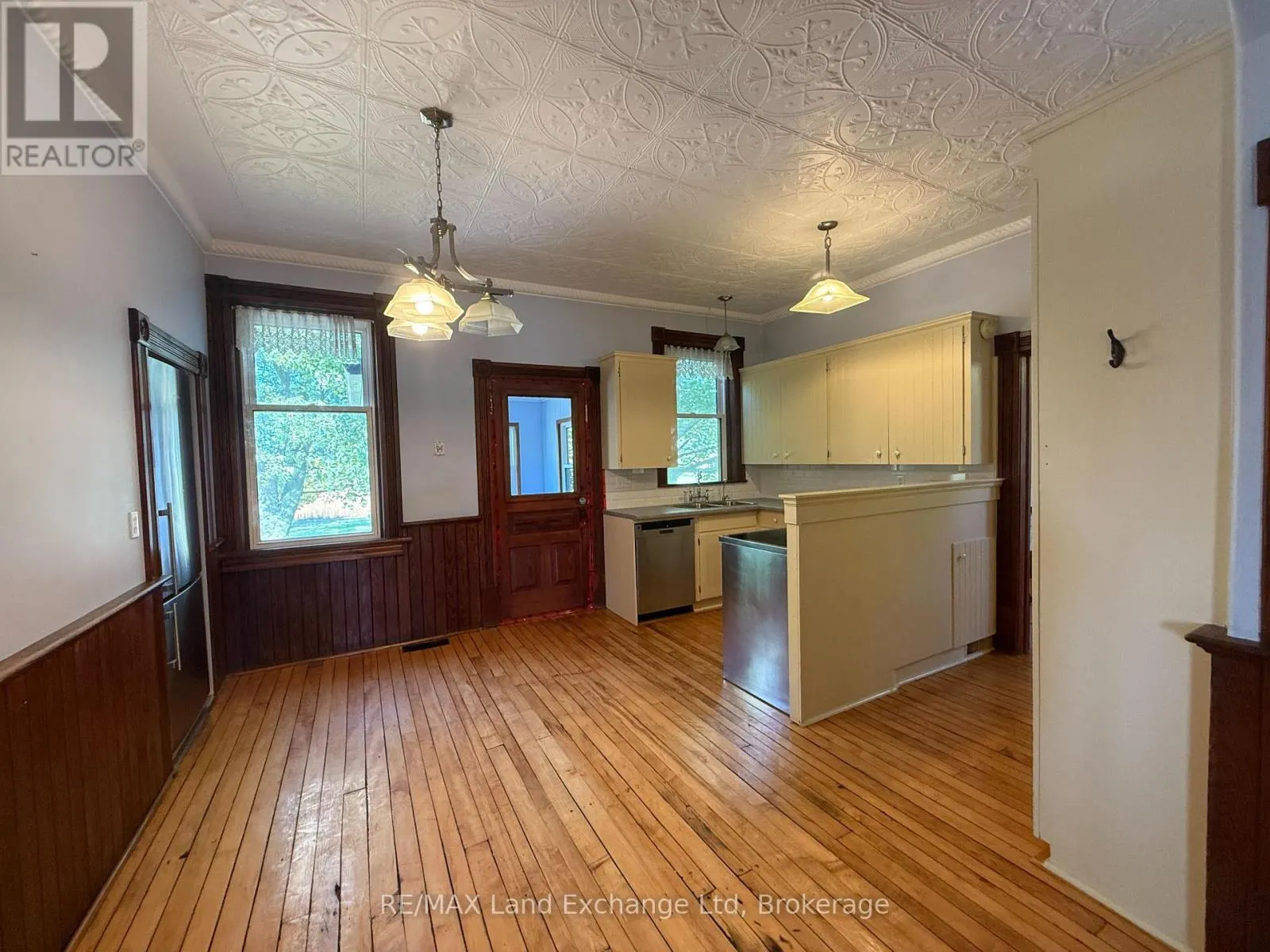84947 BLUEWATER HIGHWAY