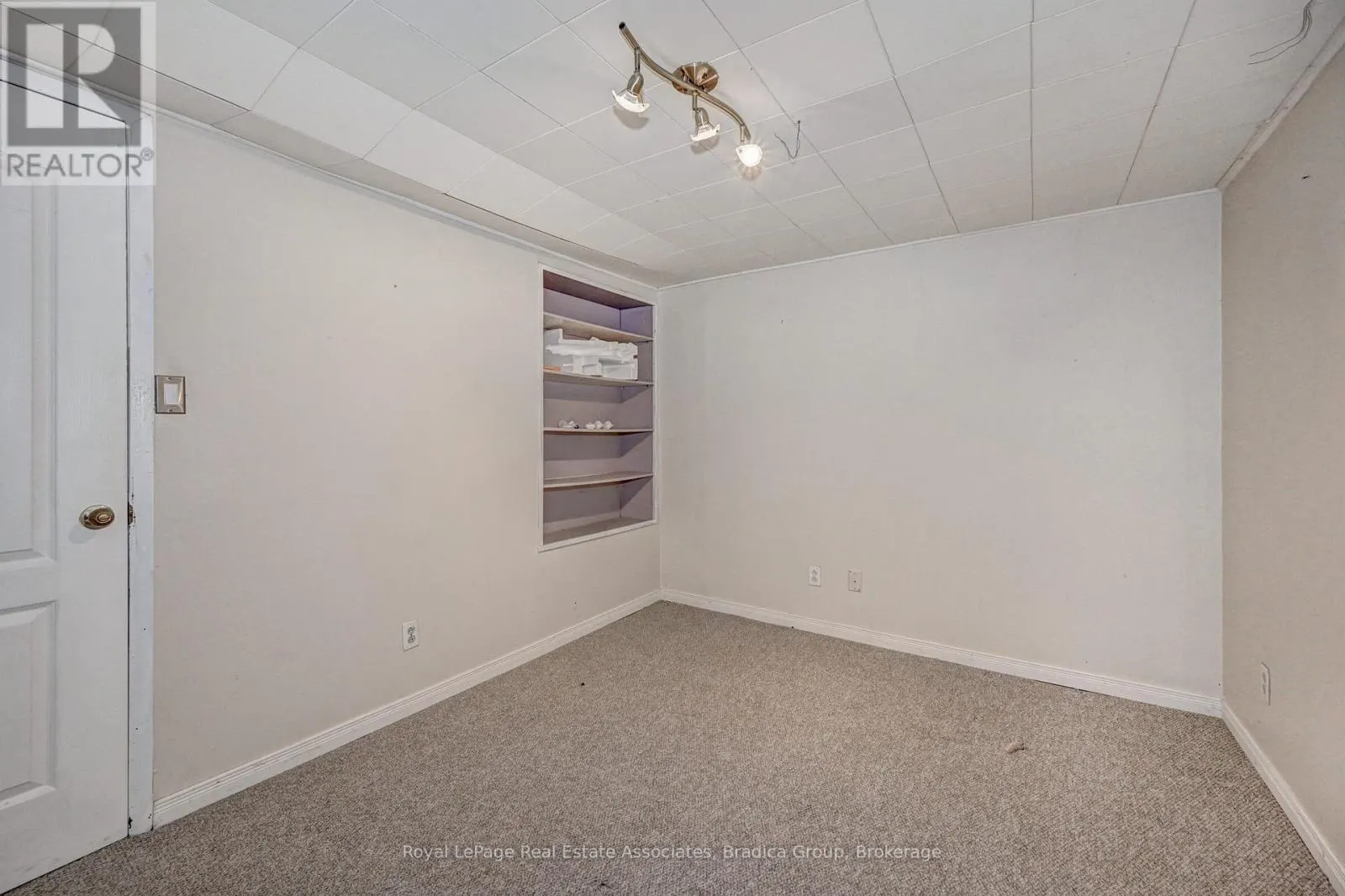 78 BARWOOD CRESCENT