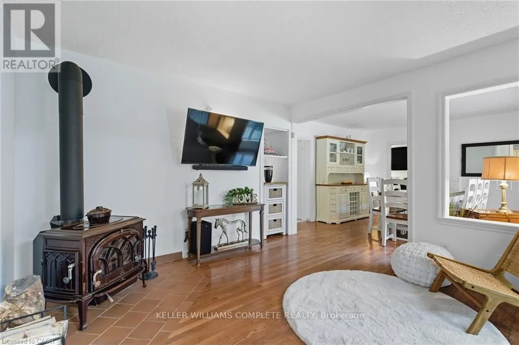 345 JERSEYVILLE ROAD W