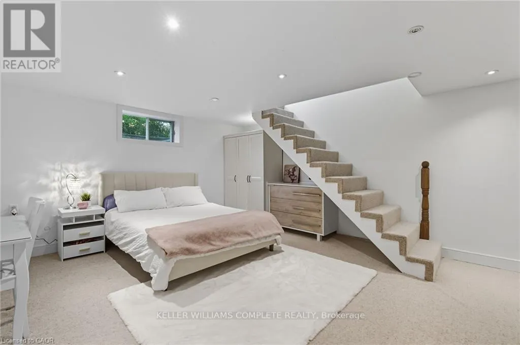 345 JERSEYVILLE ROAD W
