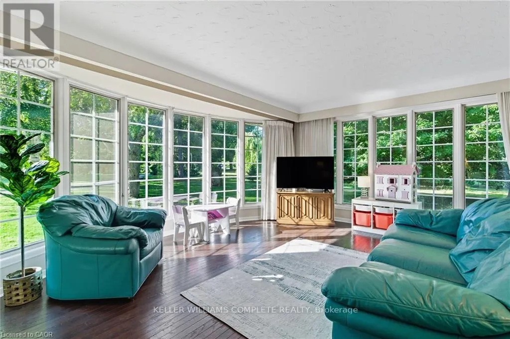 345 JERSEYVILLE ROAD W