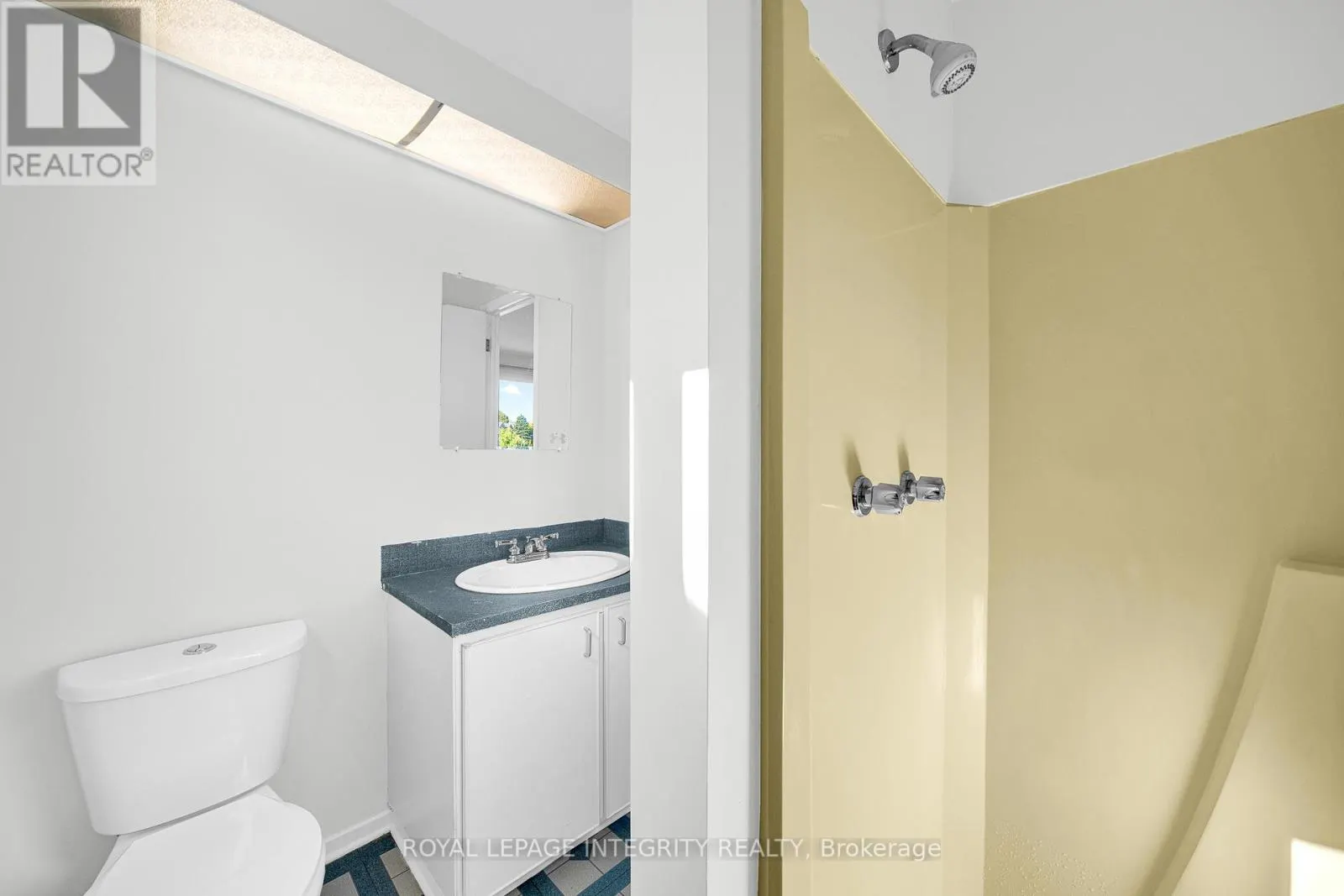 226 SHERWAY DRIVE