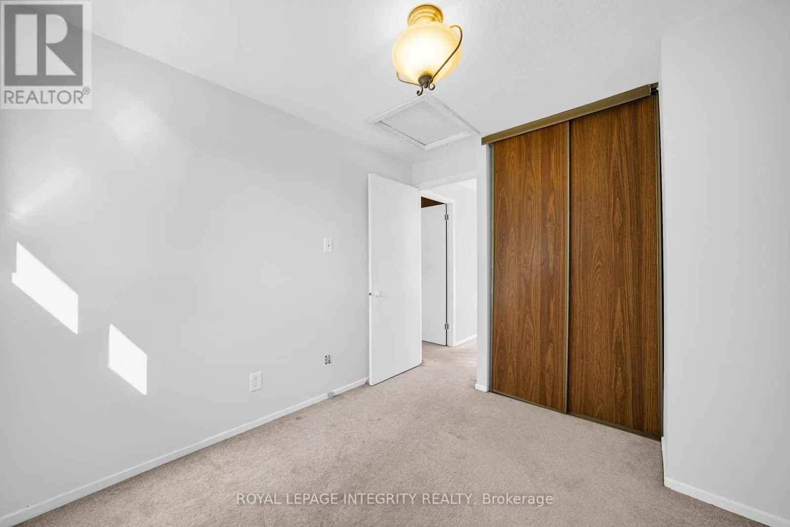 226 SHERWAY DRIVE