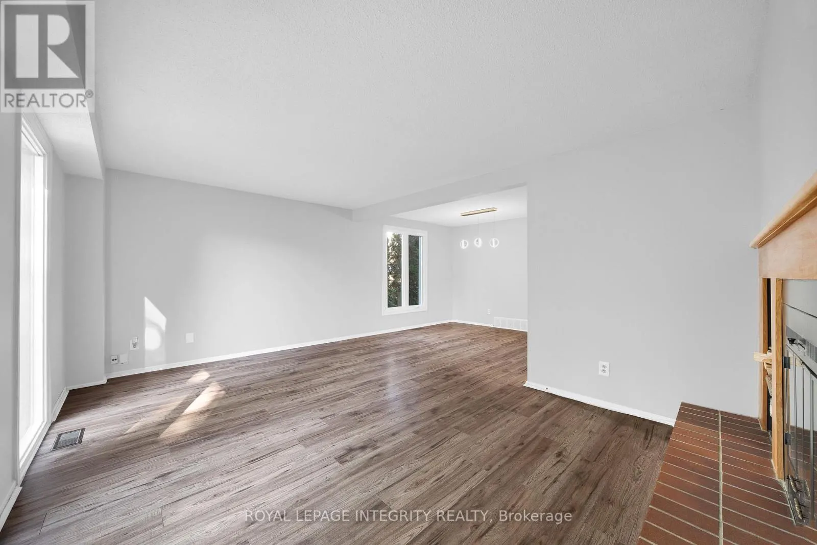 226 SHERWAY DRIVE